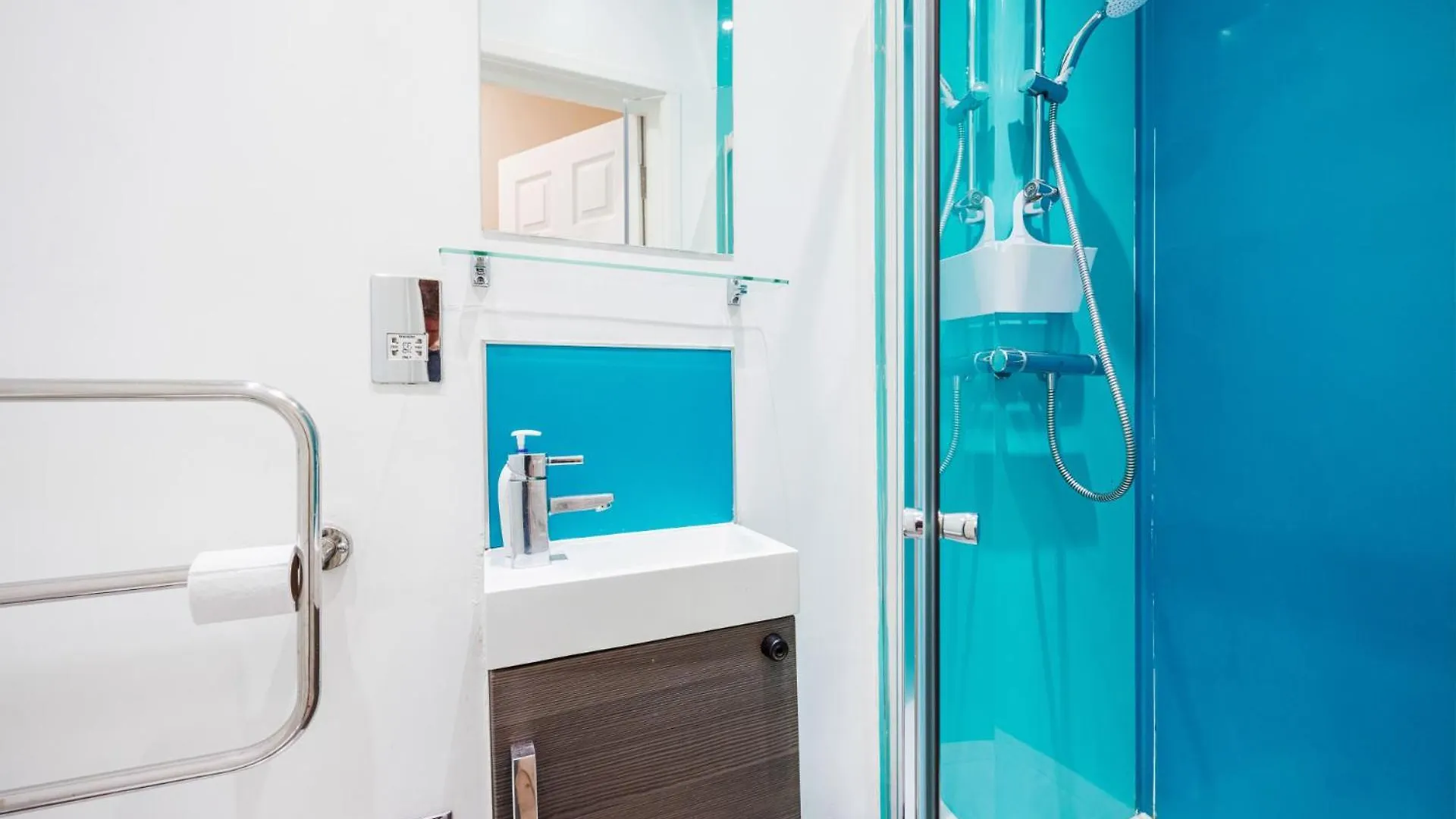 Guest house City Vibes Stay Near Spitalfields Market London